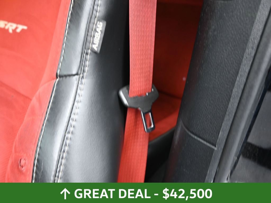 Used 2016 Dodge Challenger SRT Hellcat image 31