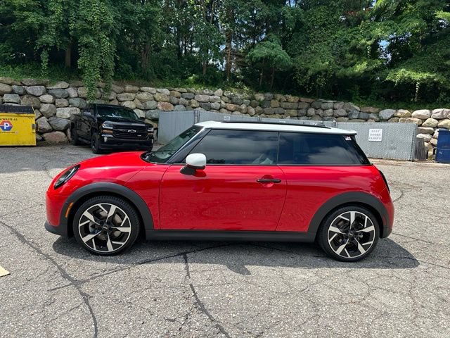 Used 2025 MINI Cooper S FWD image 2