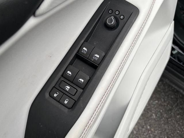 New 2026 Jeep Cherokee Limited AWD/4WD image 13