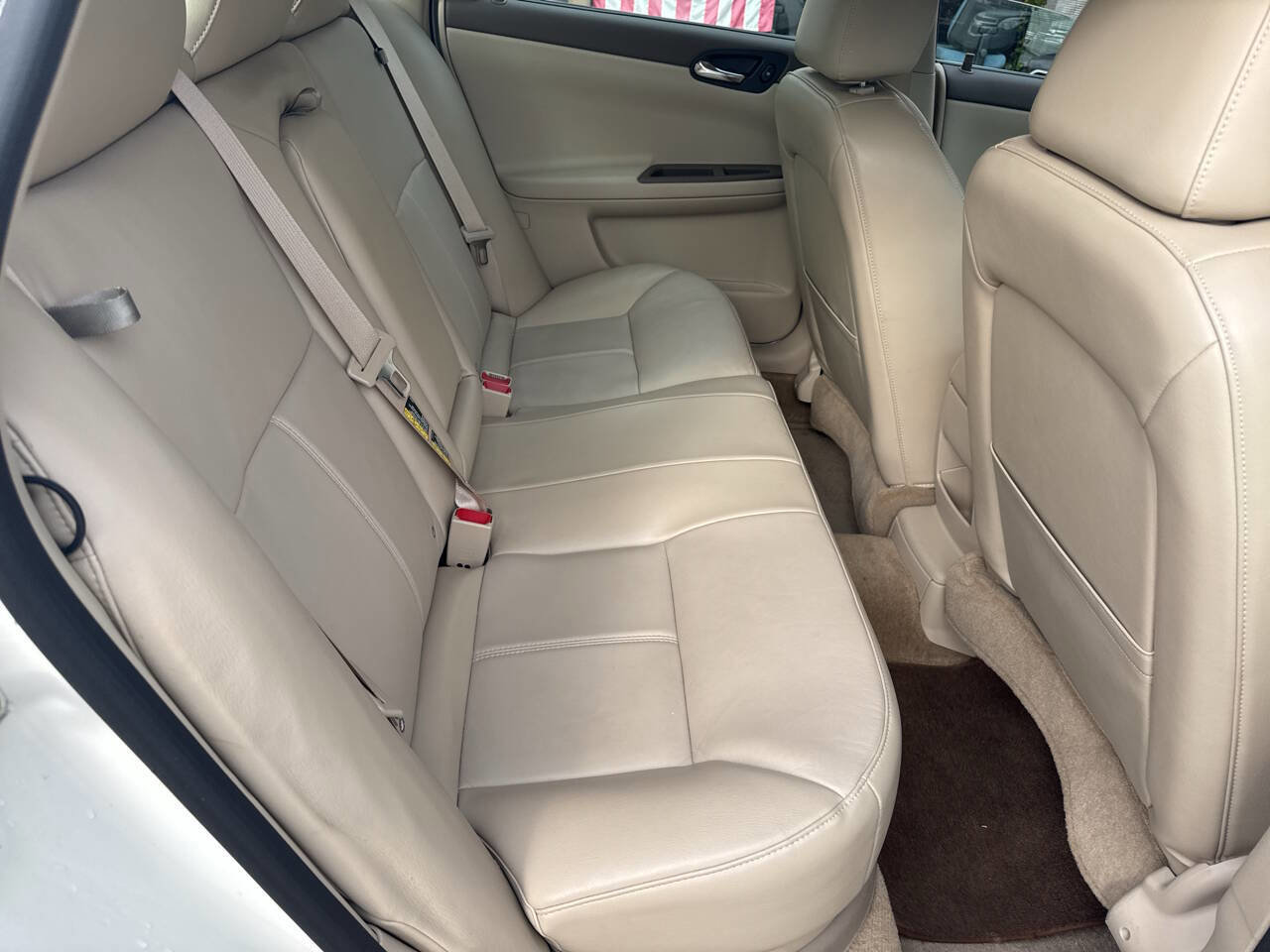Used 2007 Chevrolet Impala LTZ image 18