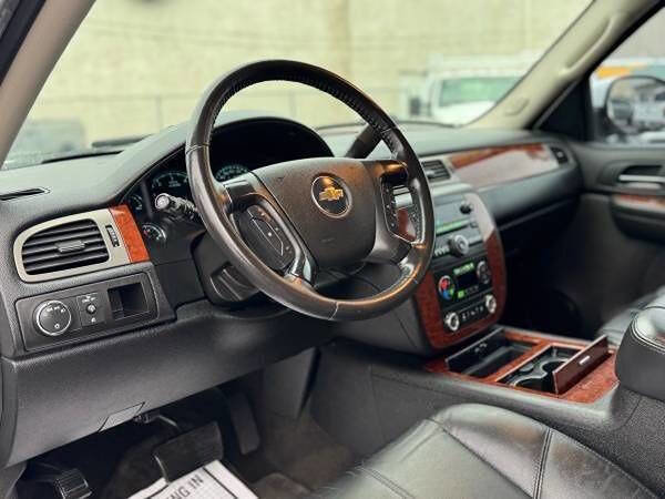 Used 2008 Chevrolet Tahoe LT w/ LT Preferred Equipment Group image 10