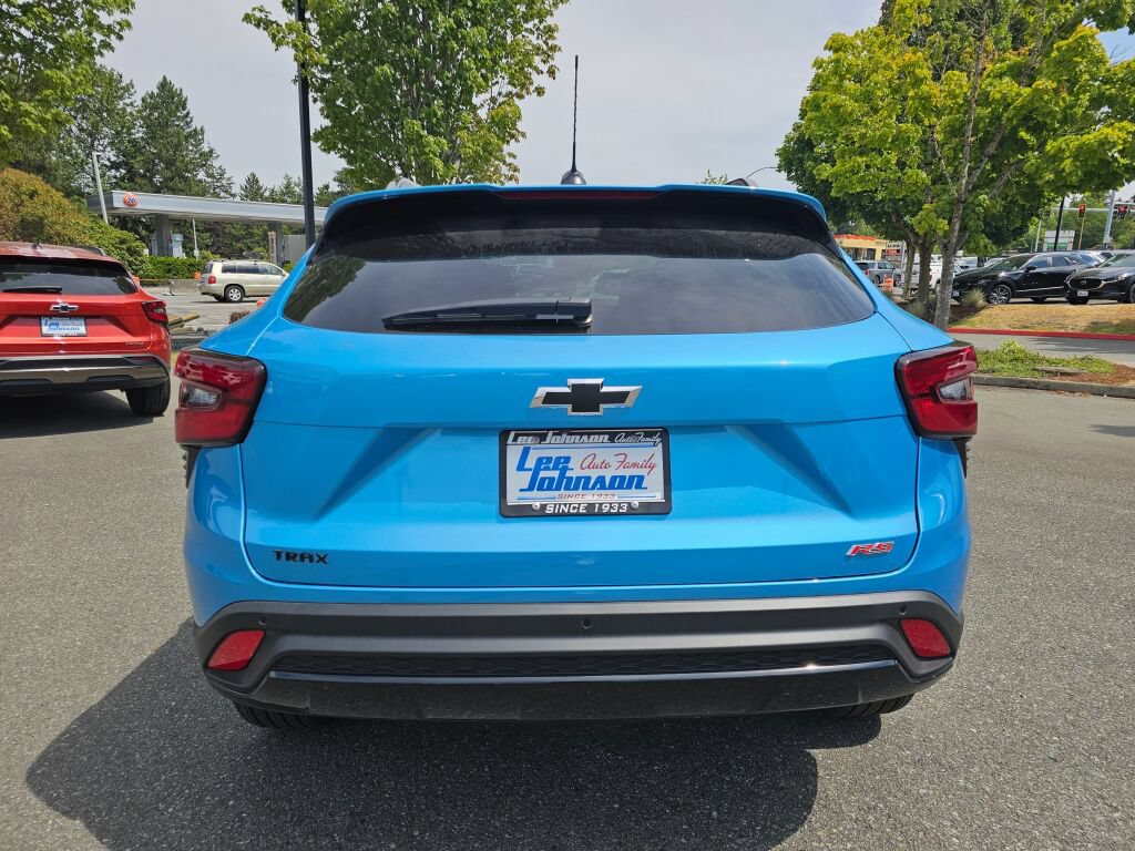 New 2026 Chevrolet Trax RS w/ Driver Confidence Package FWD image 6