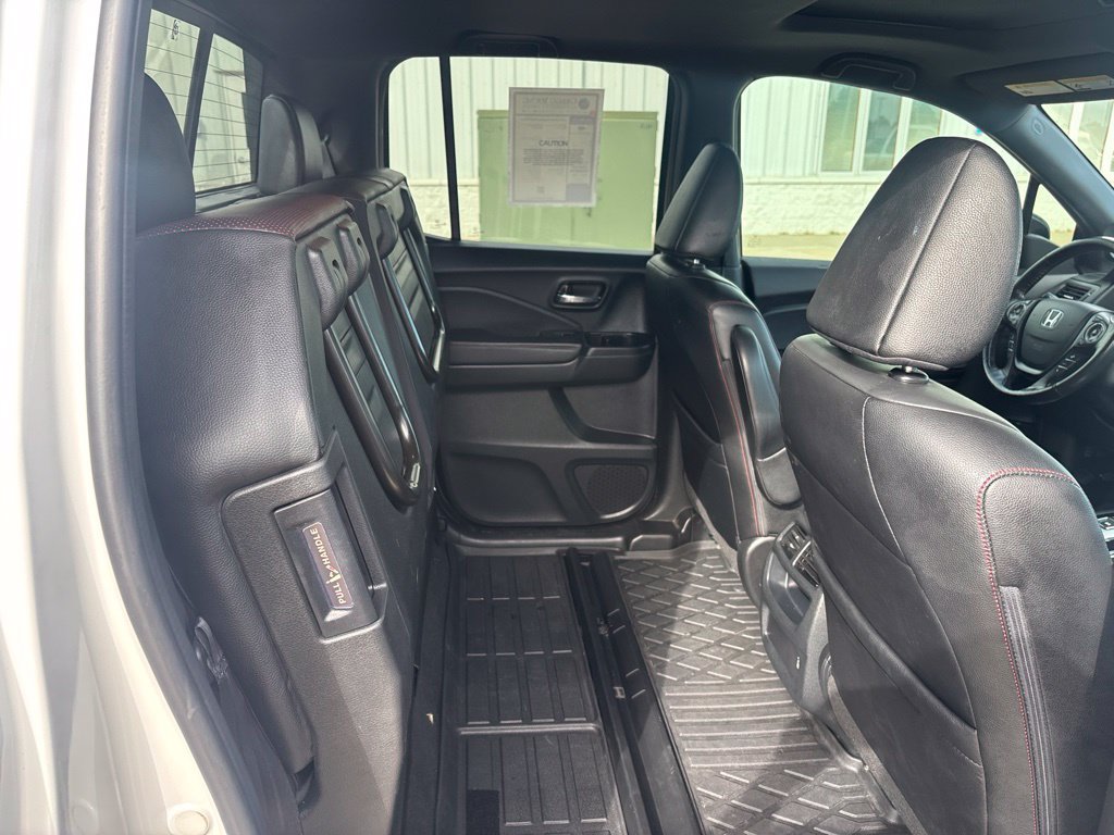 Used 2023 Honda Ridgeline Black Edition image 32