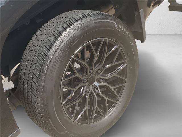 Used 2025 Chevrolet Silverado 1500 Custom RWD image 21