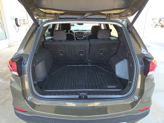 Used 2024 Chevrolet Equinox LT w/ LPO, Floor Liner Package AWD/4WD image 23