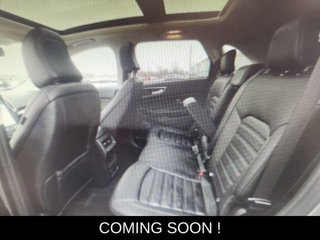 Used 2024 Ford Edge SEL w/ Convenience Package image 8