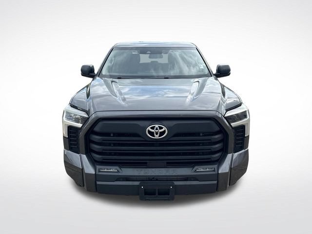 Used 2022 Toyota Tundra SR5 w/ Convenience Package RWD image 2