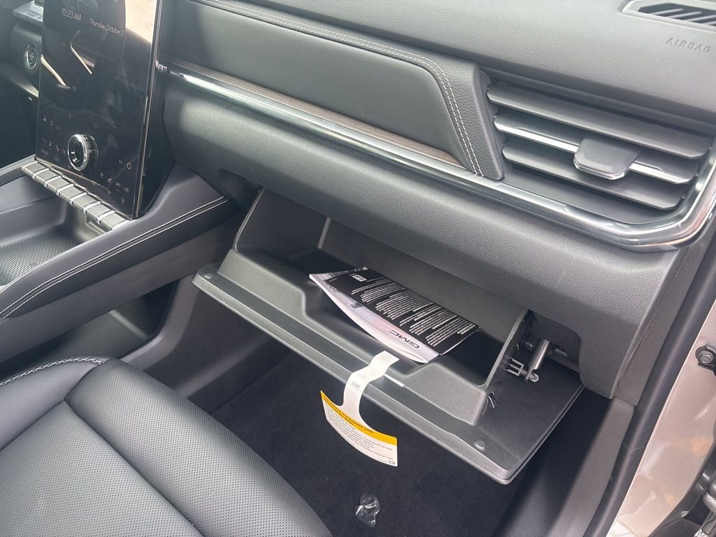 New 2026 GMC Terrain Denali w/ LPO, Floor Liner Package image 23