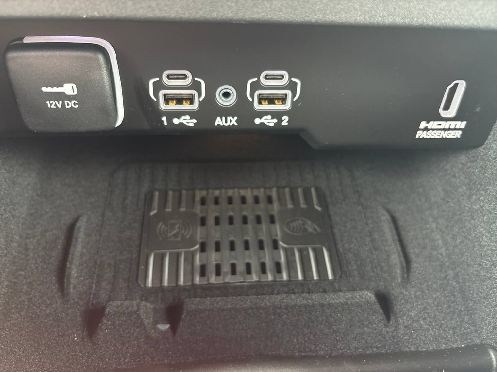 New 2026 Jeep Grand Wagoneer Summit w/ Premium Group III AWD/4WD image 16