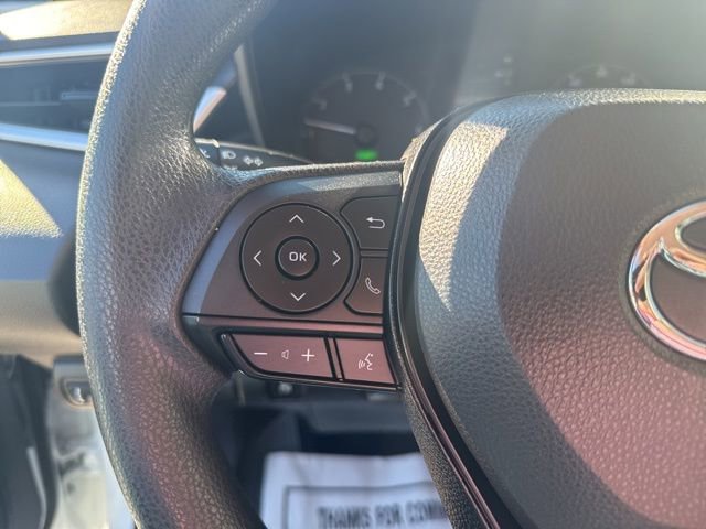 Used 2023 Toyota Corolla LE image 29