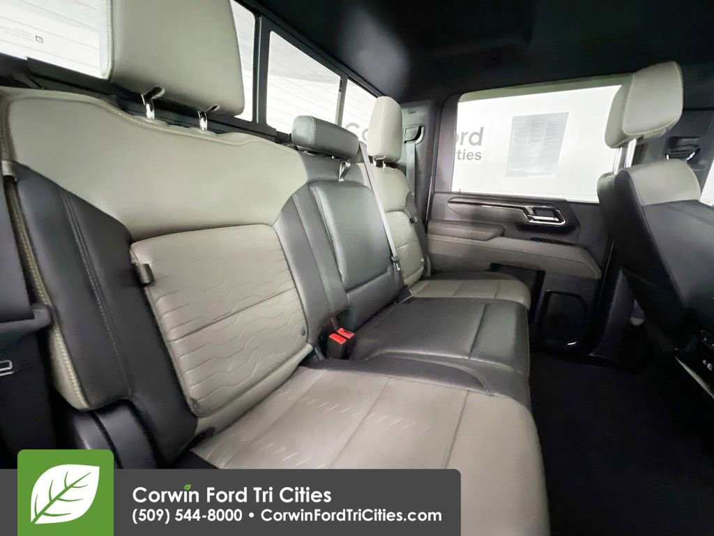 Used 2024 Chevrolet Silverado 2500 ZR2 w/ Technology Package image 16
