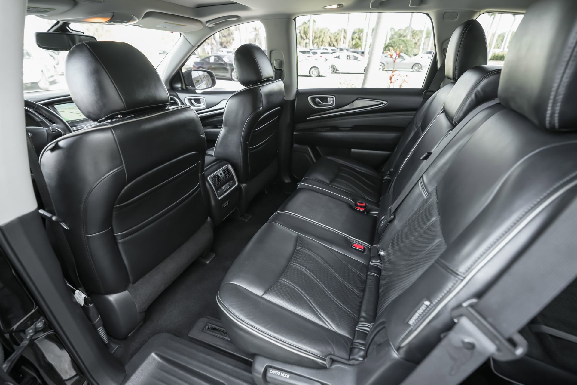 Used 2020 INFINITI QX60 Luxe w/ Essential Package image 34