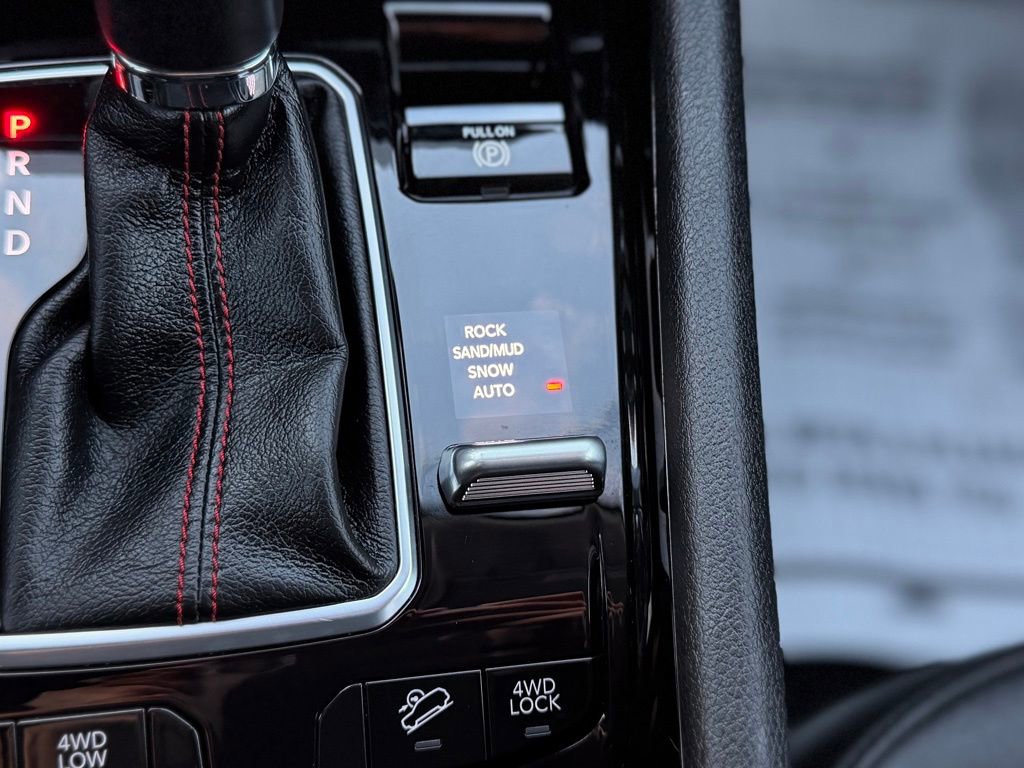 Used 2022 Jeep Compass Trailhawk w/ Trailhawk Convenience Group image 21