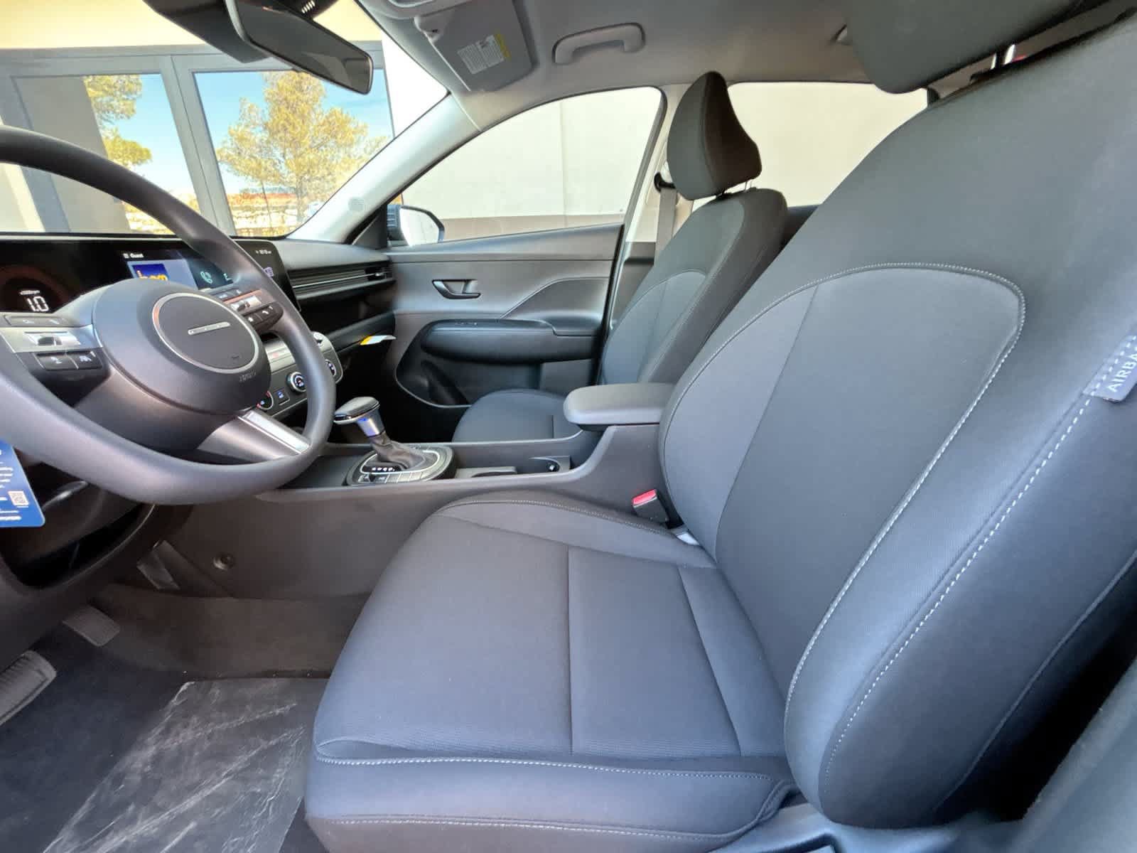 New 2026 Hyundai Kona SE AWD/4WD image 17