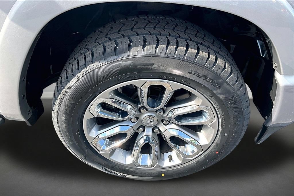 Used 2021 RAM 1500 Laramie w/ Sport Appearance Package AWD/4WD image 32