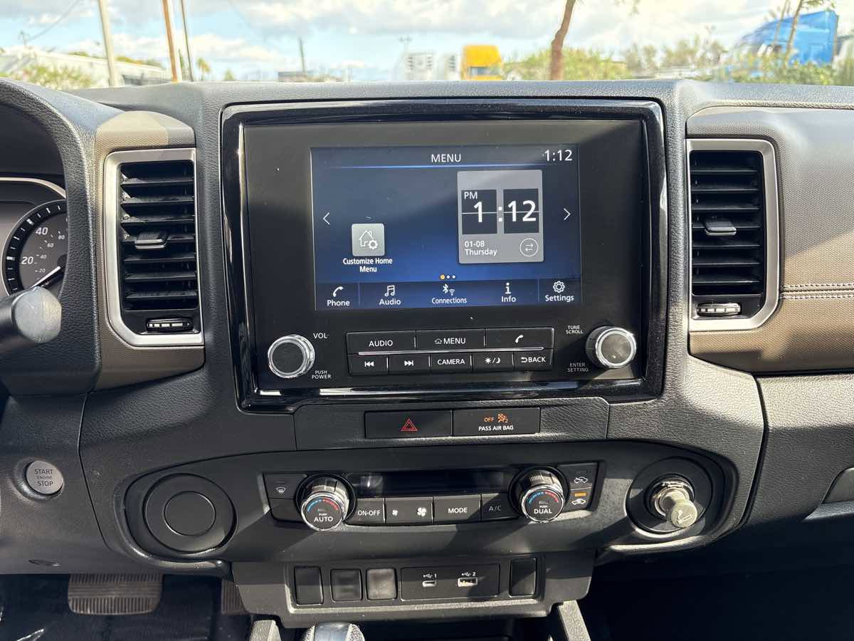 Used 2022 Nissan Frontier SV image 24