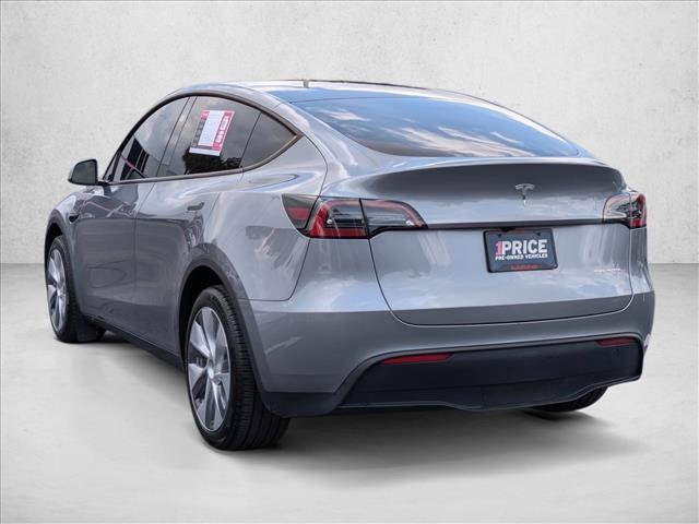 Used 2024 Tesla Model Y Long Range AWD/4WD image 8