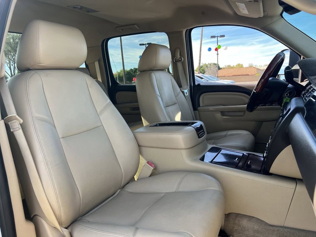 Used 2013 GMC Sierra 3500 Denali image 11