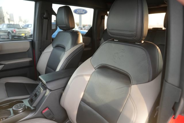 Used 2022 Ford Bronco Wildtrak image 10