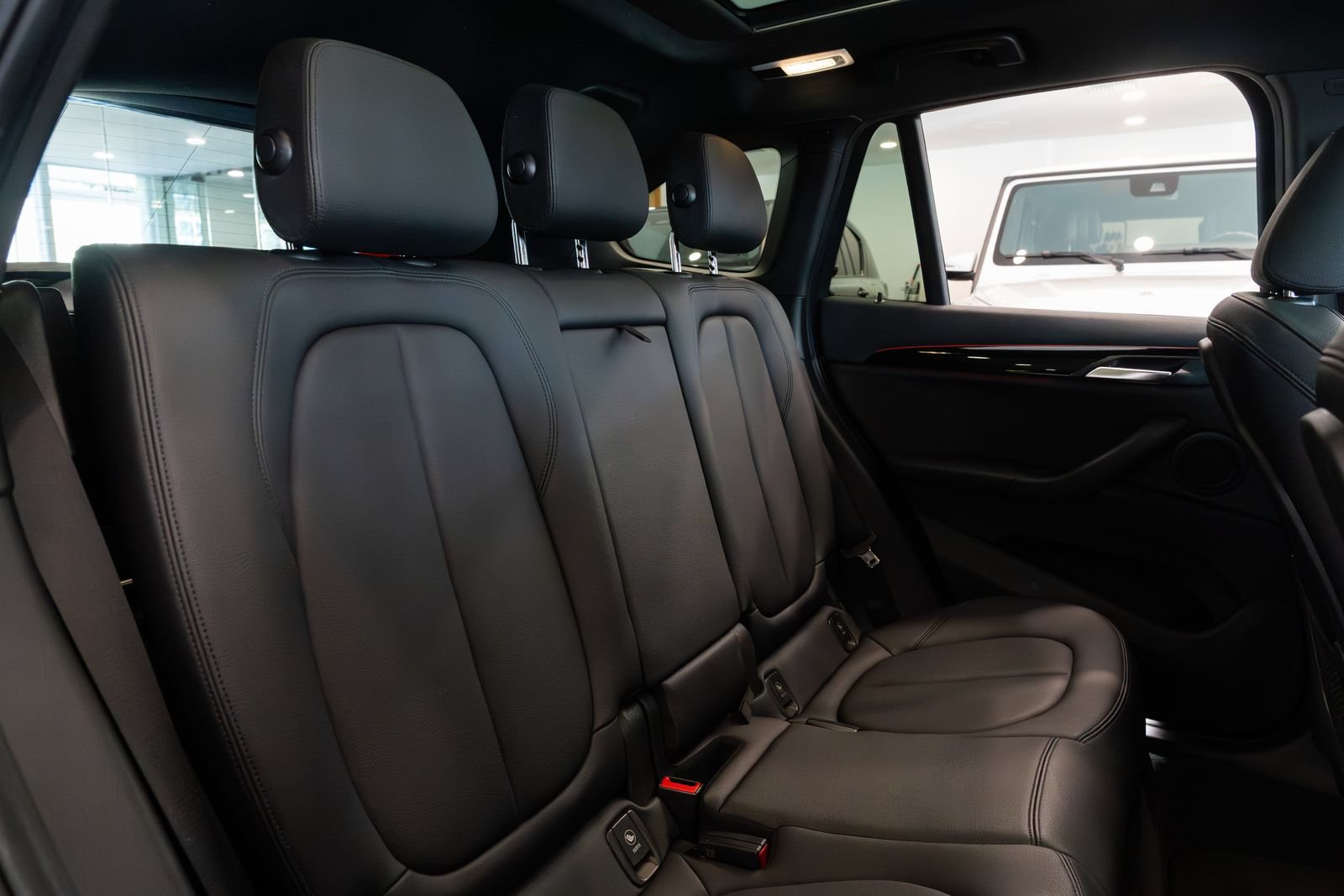 Used 2018 BMW X1 xDrive28i AWD/4WD image 21