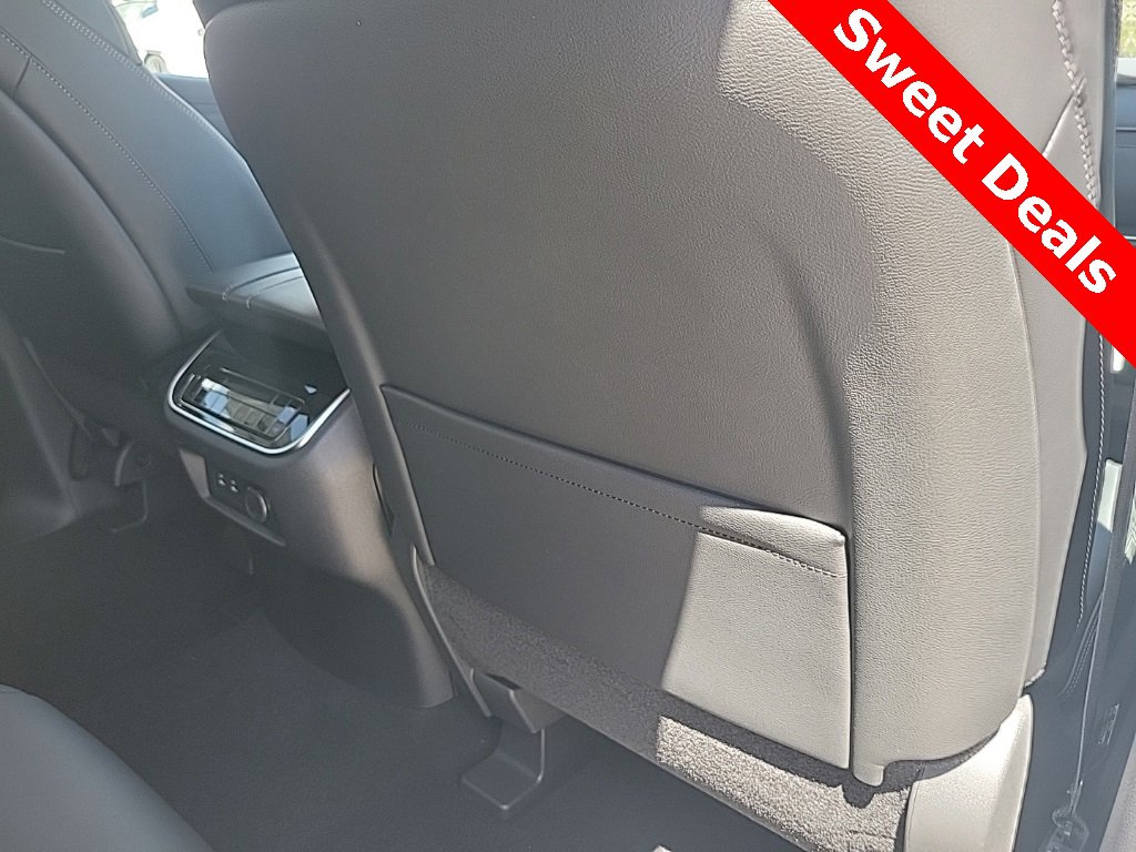 New 2026 Nissan Armada SV image 43