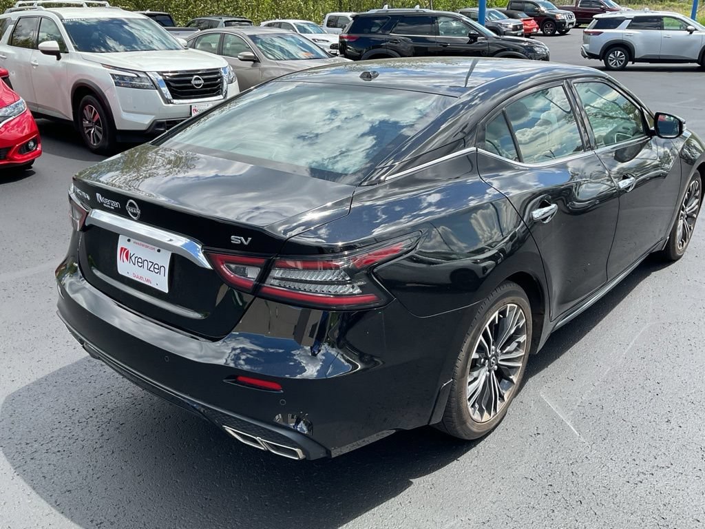 Used 2023 Nissan Maxima SV w/ Floor Mat Group FWD image 5