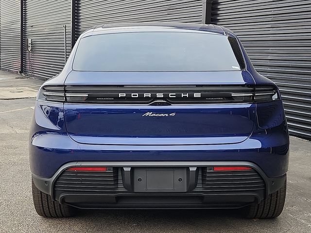 New 2025 Porsche Macan 4 Electric AWD/4WD image 6