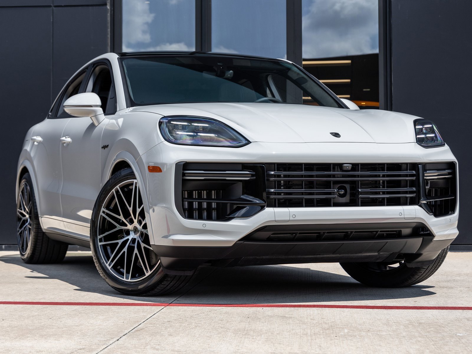 New 2026 Porsche Cayenne Turbo image 6