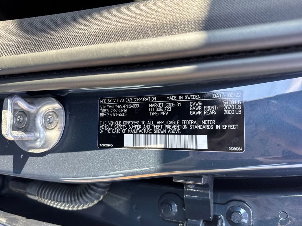 Certified 2023 Volvo XC60 B5 Core w/ Climate Package image 34