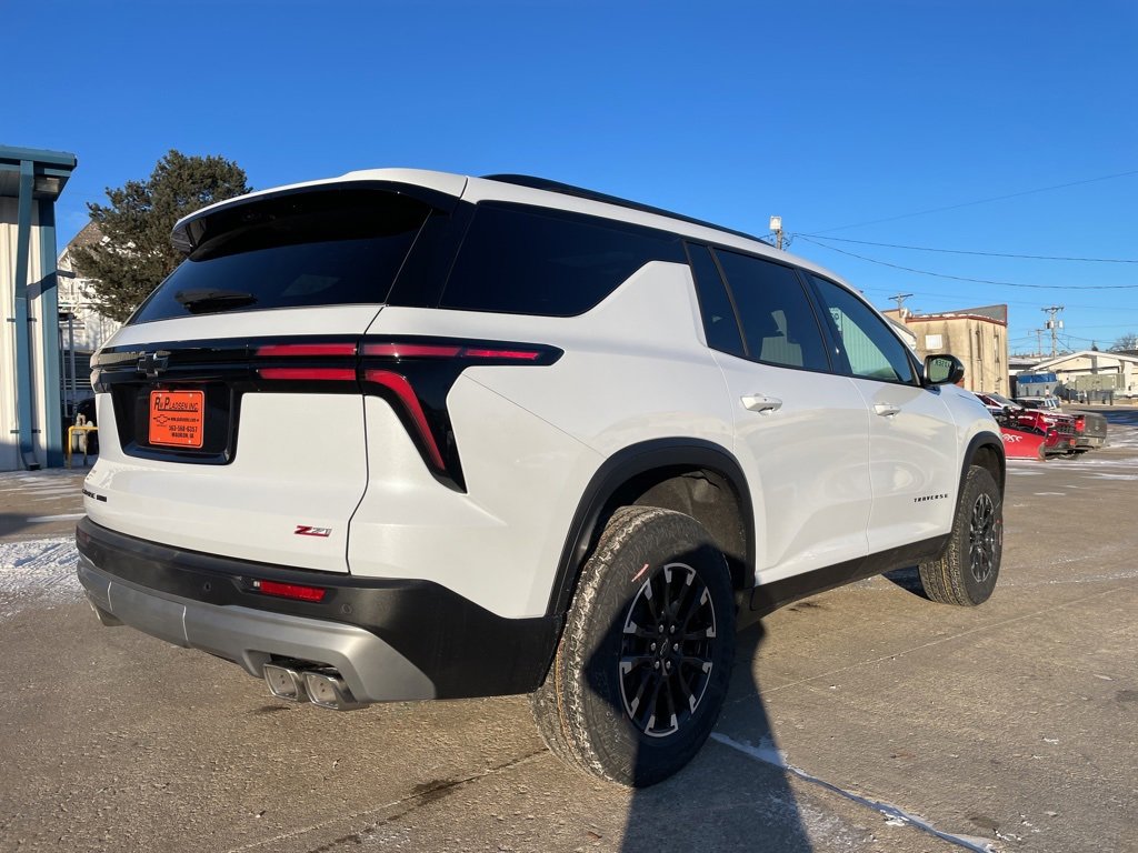 New 2026 Chevrolet Traverse Z71 w/ Driver Confidence Package image 17