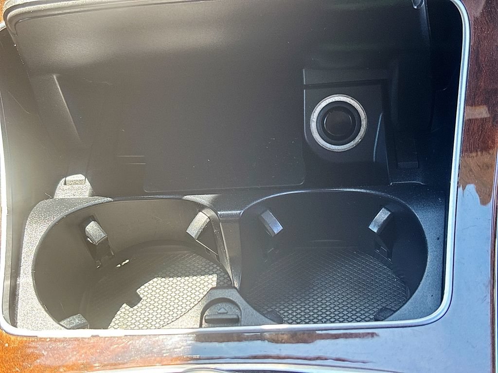 Used 2018 Mercedes-Benz GLC 300 w/ Multimedia Package image 28