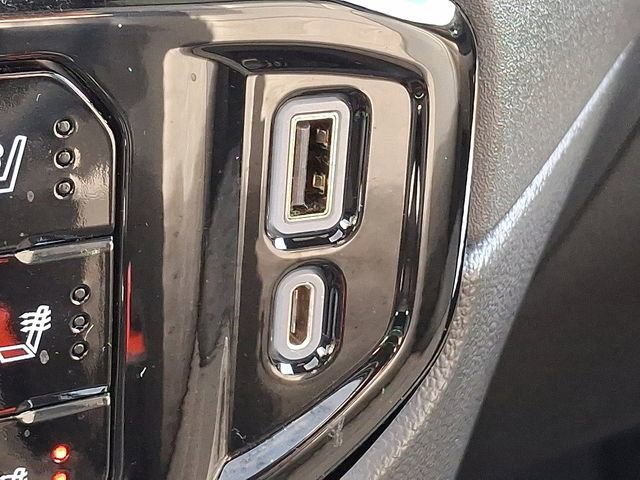 Certified 2022 Chevrolet Silverado 1500 ZR2 w/ Technology Package image 25