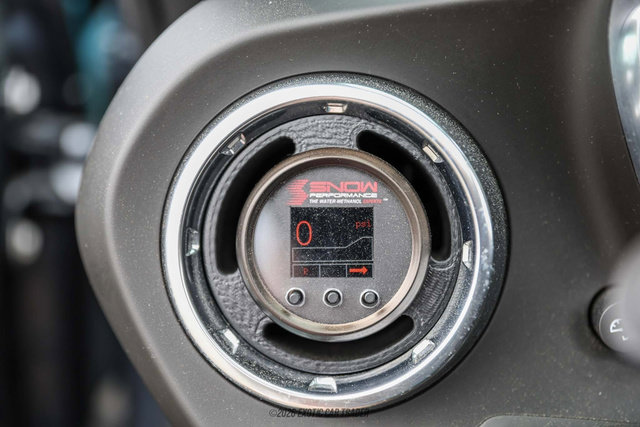 Used 2019 Chevrolet Camaro ZL1 RWD image 28
