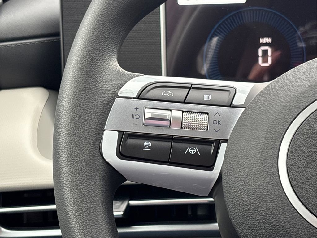 New 2026 Hyundai Tucson SE image 21