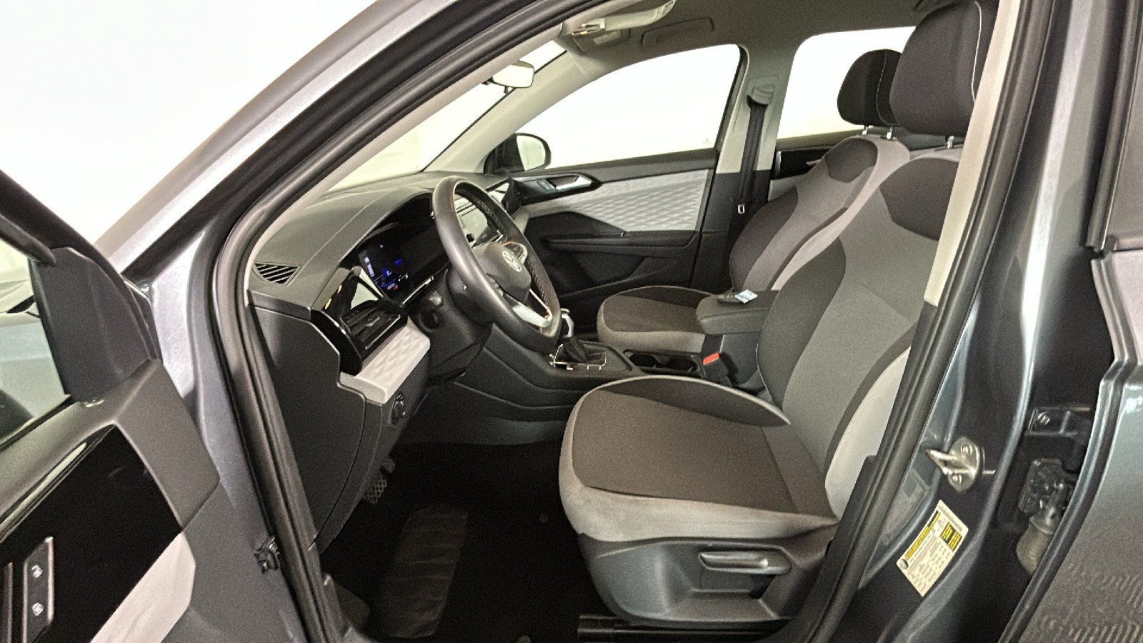 Used 2024 Volkswagen Taos S FWD image 12