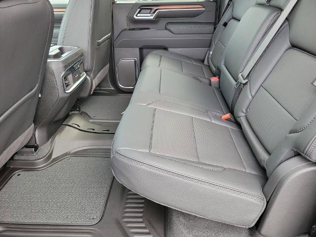 New 2026 GMC Sierra 2500 Denali w/ Denali Reserve Package image 14