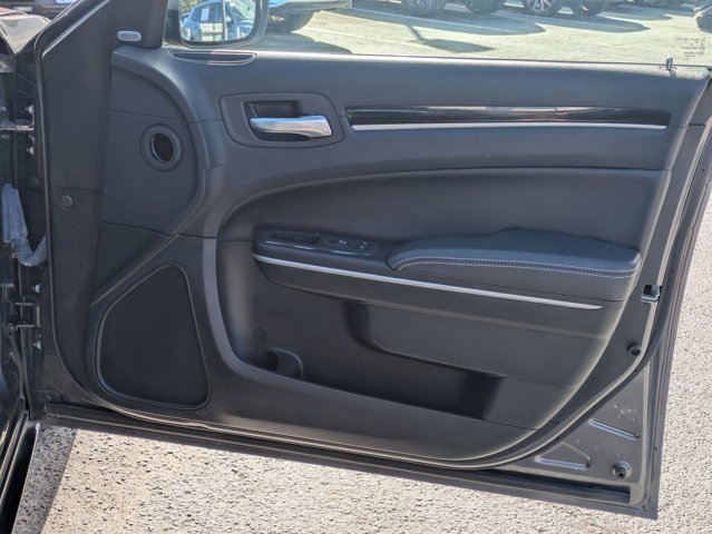 Used 2023 Chrysler 300 S image 27