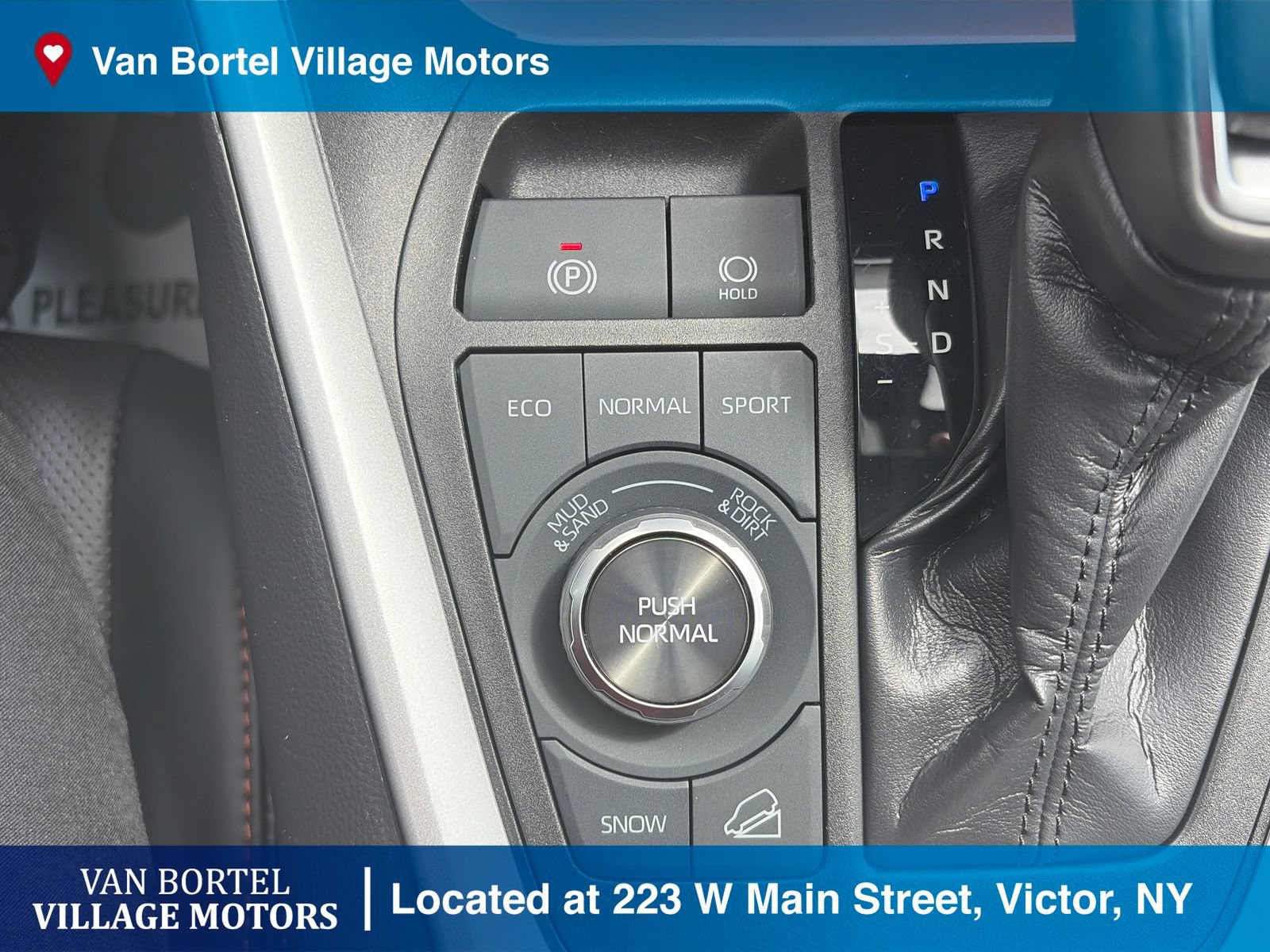 Used 2019 Toyota RAV4 Adventure w/ Cold Weather Package AWD/4WD image 25