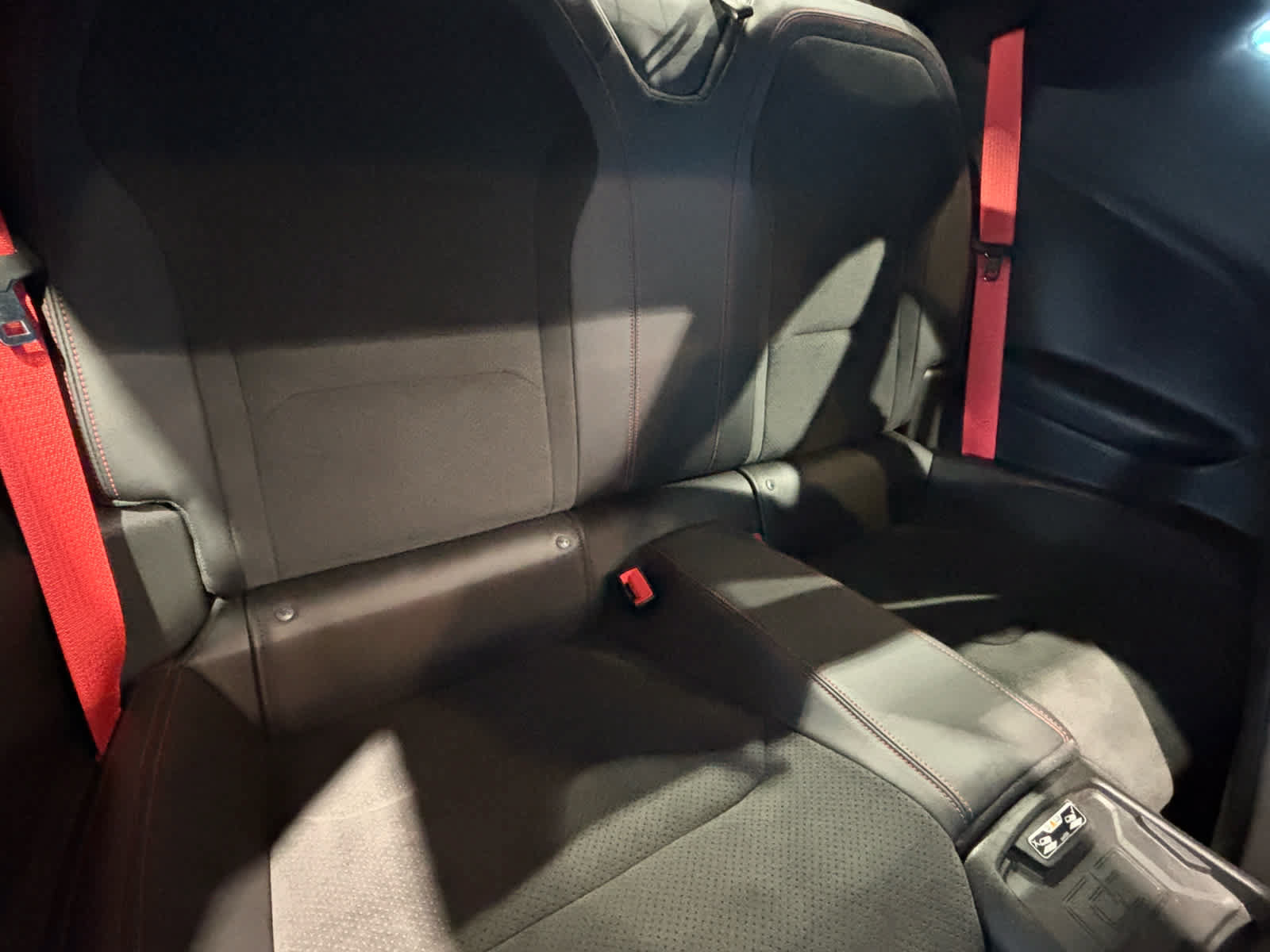 Certified 2022 Chevrolet Camaro ZL1 RWD image 31