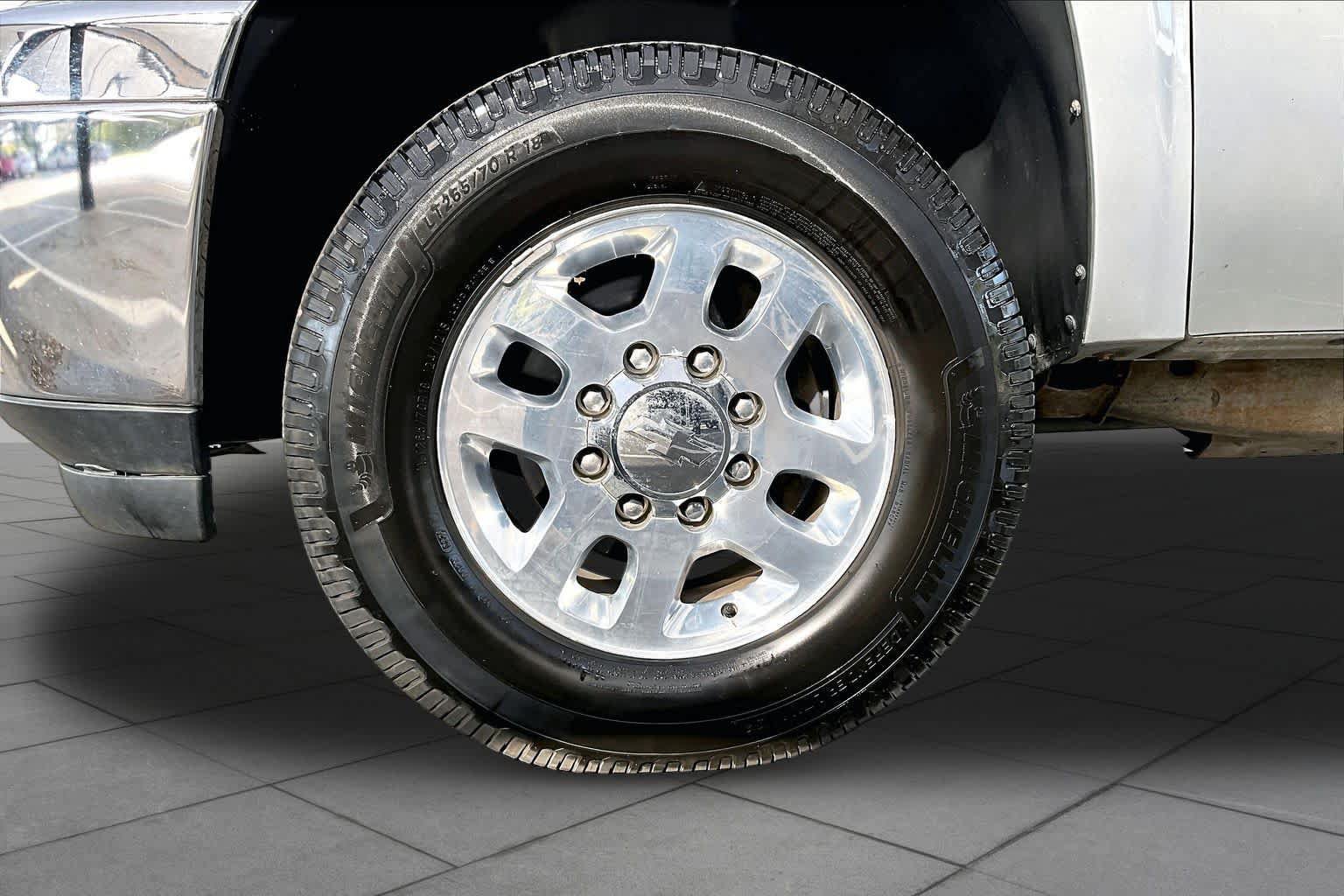Used 2013 Chevrolet Silverado 3500 LT w/ Interior Plus Package AWD/4WD image 10