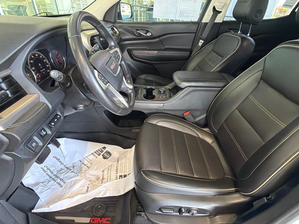 Used 2021 GMC Acadia Denali w/ Denali Ultimate Package AWD/4WD image 19