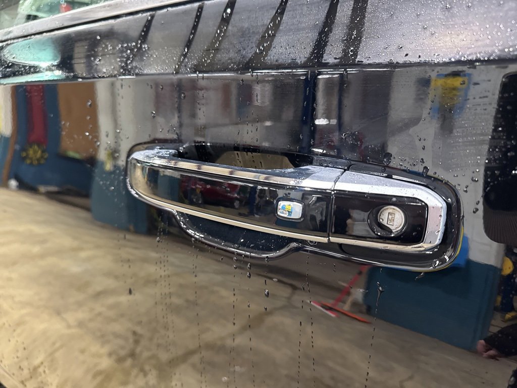 Used 2025 Chevrolet Tahoe Premier w/ Sun And Tow Package image 15