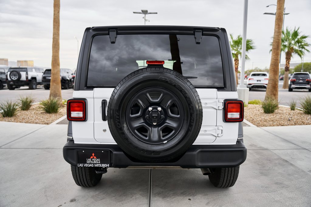 Used 2023 Jeep Wrangler Sport image 9