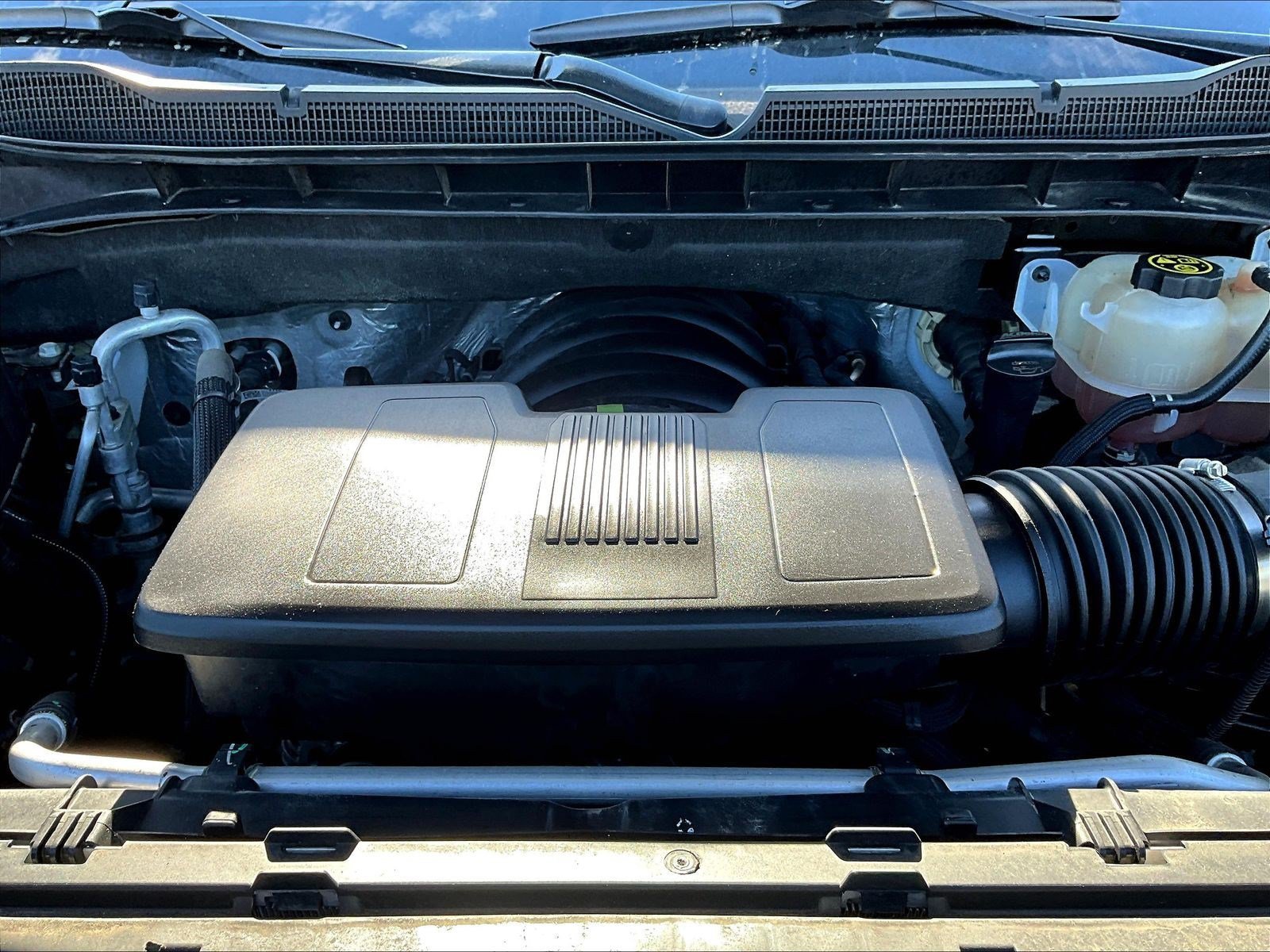 Used 2024 Chevrolet Silverado 1500 LT Trail Boss w/ Convenience Package II AWD/4WD image 30