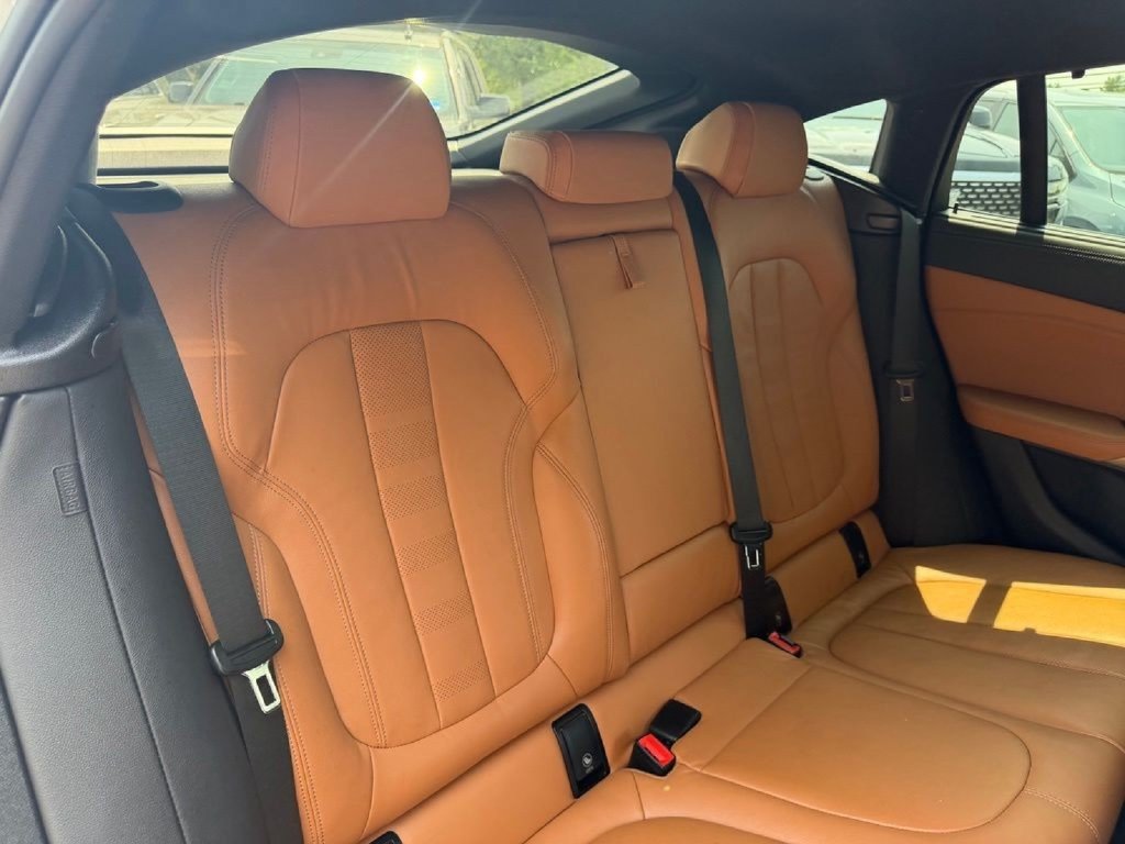 Used 2021 BMW X6 M50i w/ Executive Package AWD/4WD image 19