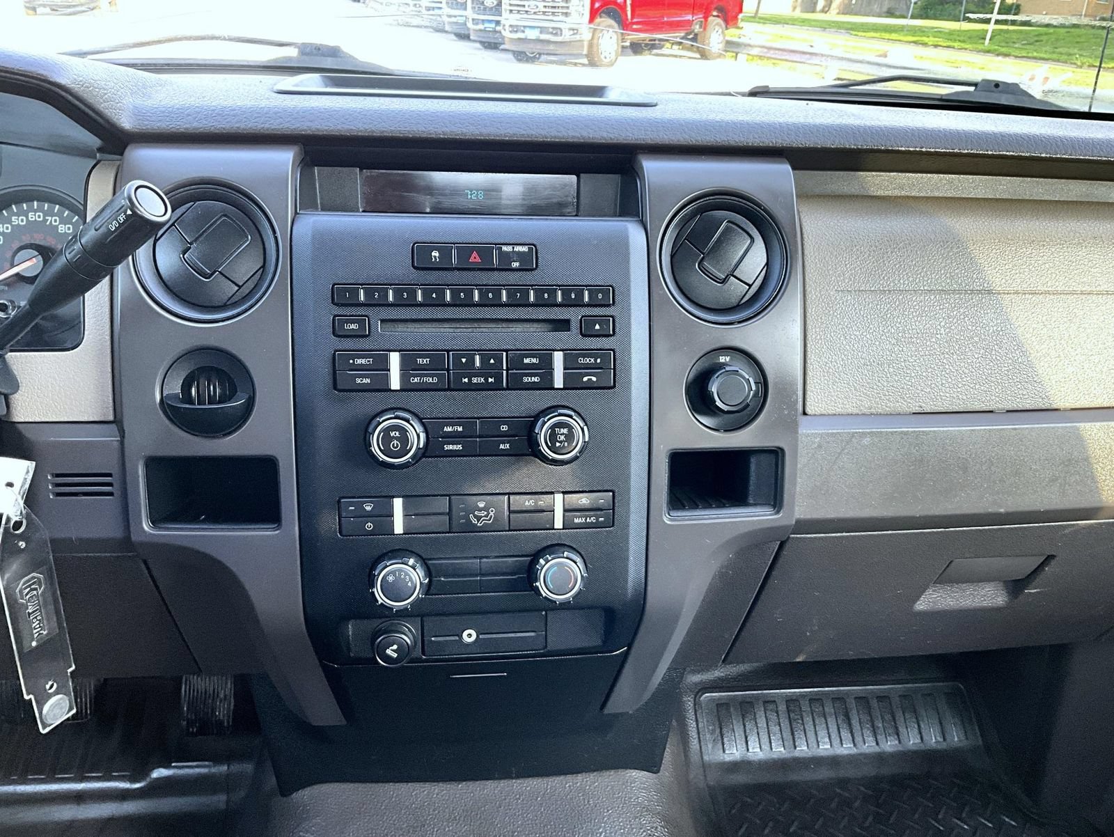Used 2009 Ford F150 STX RWD image 13