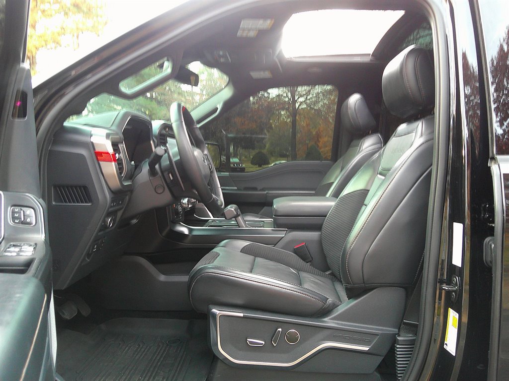 Used 2022 Ford F150 Raptor w/ Equipment Group 801A High image 9