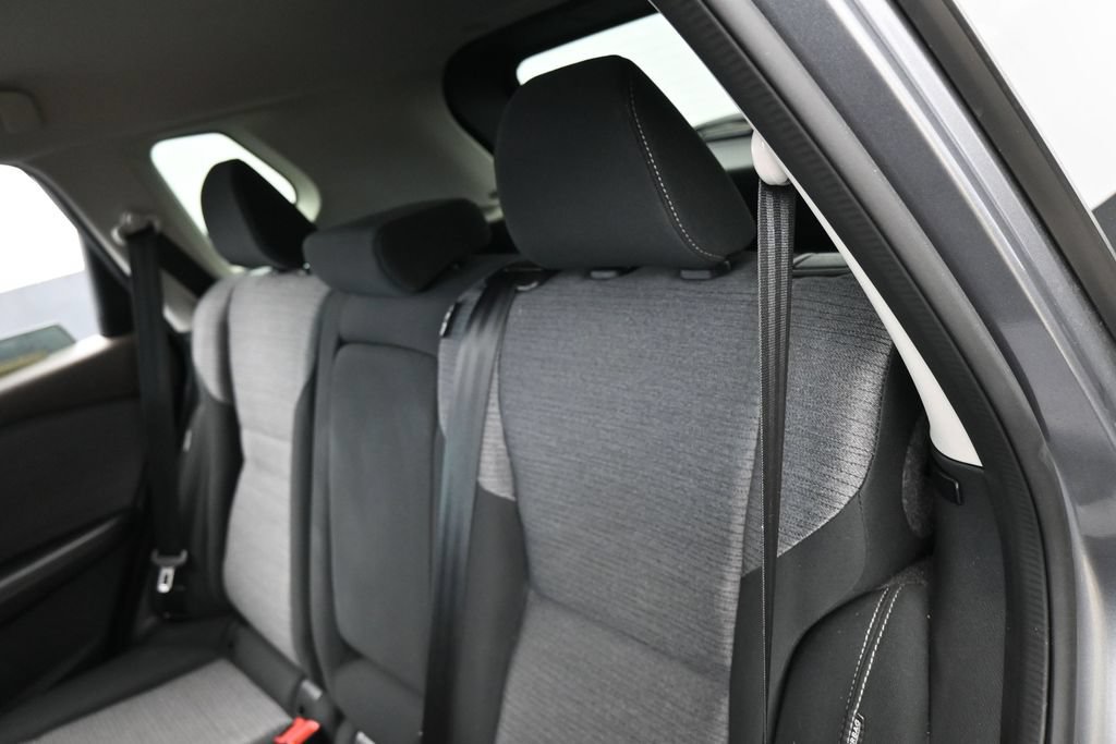 Used 2021 Nissan Rogue S FWD image 28