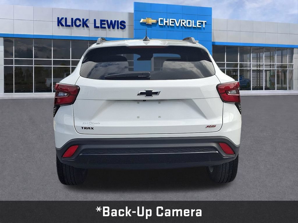 Certified 2024 Chevrolet Trax RS w/ Sunroof Package FWD image 8