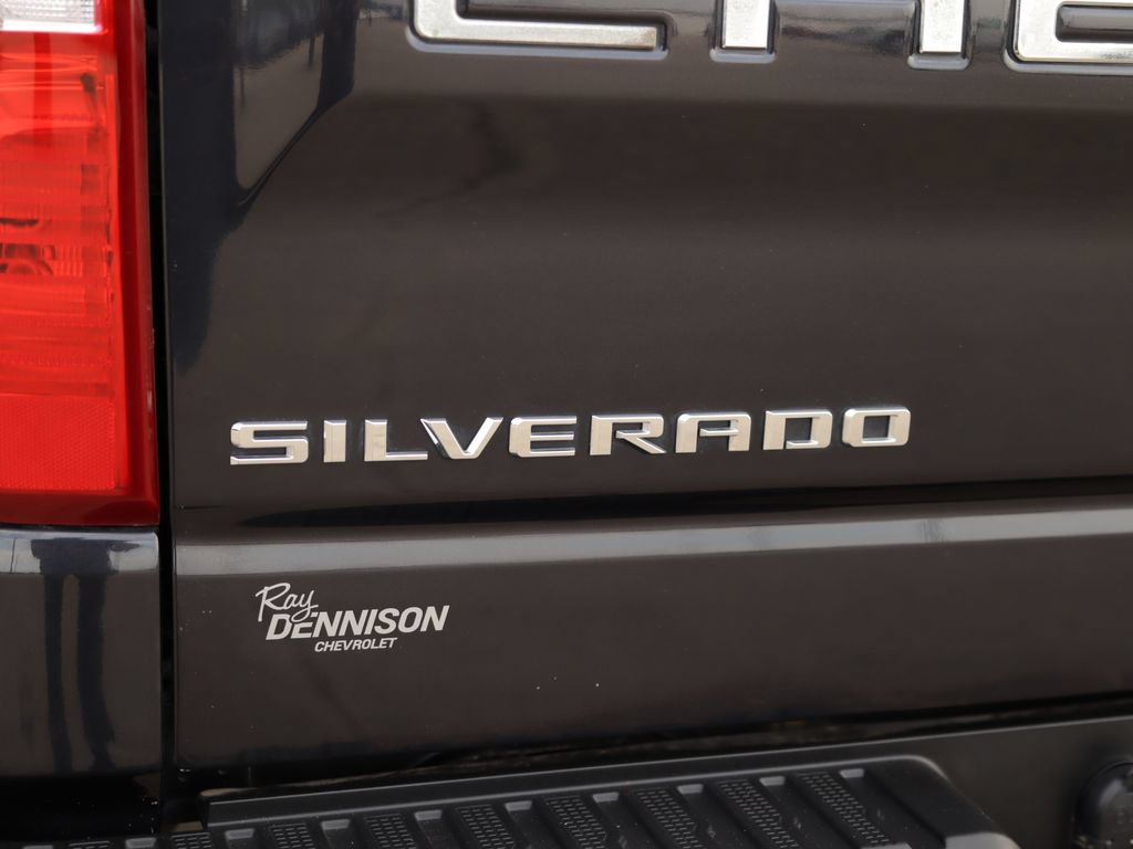 Used 2023 Chevrolet Silverado 1500 LT AWD/4WD image 33